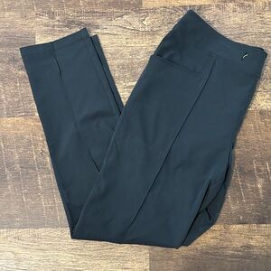 Women's Black Pull-On Stretch Pants